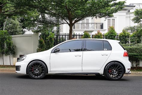 Permaisuri Vw Golf Gti With Oz Racing Superturismo Lm Bando