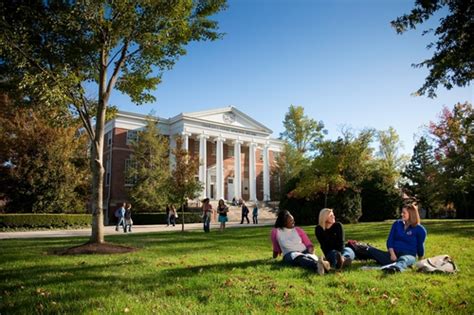 Hollins University, Roanoke, Virginia - College Overview