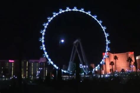 Watch Two Arrested For High Roller Ferris Wheel Tryst