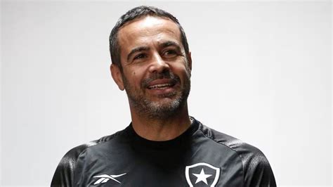 Vale Tudo Isso Veja A Bolada Que O Botafogo Pagou Para Ter Artur Jorge