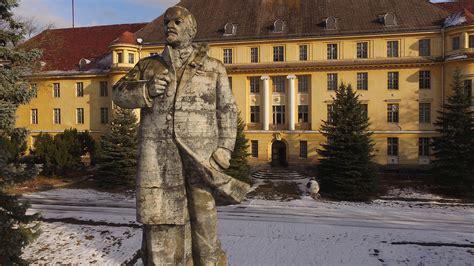 Abandonado Y Desmoronado Así Está El Campo Militar Alemán De Wünsdorf