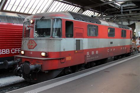 SBB Lokomotive Re 4 4 II 11109 In Den Swiss Express Farb Flickr