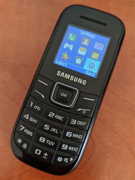 Samsung GT-E1200