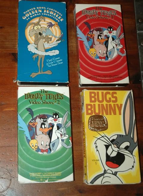 The Looney Looney Looney Bugs Bunny Movie VHS 1993 Clam, 45% OFF