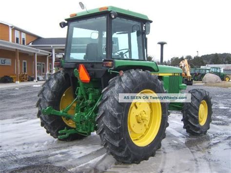 John Deere 4040 Tractor