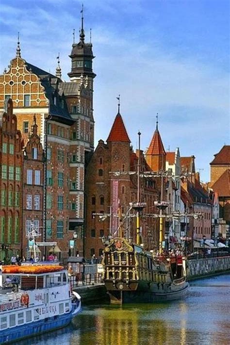 Gdańsk Attractions | Gdansk, Traveling cna, Traveling cna jobs