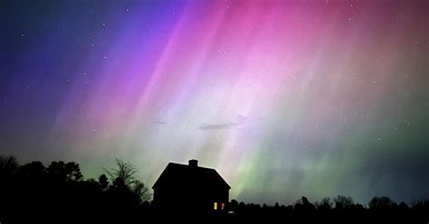 Le foto più belle dell aurora boreale in Italia e nel mondo lo