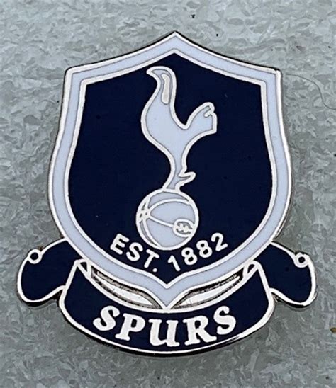 Tottenham Hotspur Enamel Badge ~ Classic Shield Design (Copy) – The ...