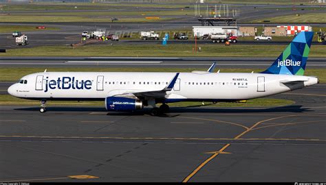 N Jl Jetblue Airbus A Wl Photo By Omgcat Id