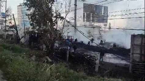 Voraz Incendio En Cuautlancingo Consume Tarimas Y Cajas De Tr Iler