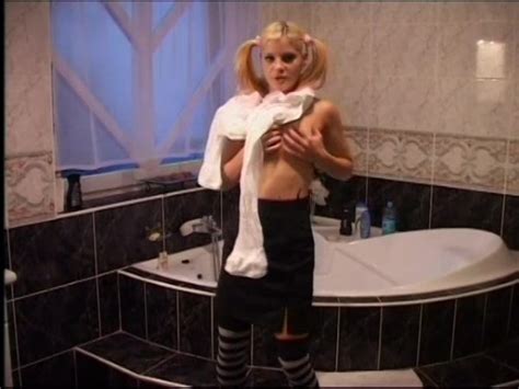 Purzel Video Amateur Pissen By Purzel HotMovies