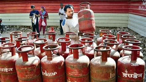 Lpg Price Cut Kg Commercial Cylinder Gets Cheaper By Check