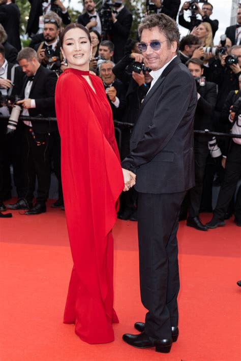 Cannes 2023 Jean Michel Jarre Si Amoureux De Gong Li Flamboyante En