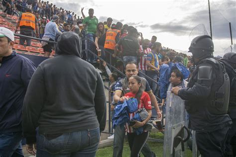 ¡basta Ong Llama A Regular La Venta De Alcohol En Estadios Tras Actos