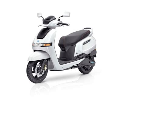 TVS Motor unveils special initiative for TVS iQube e-scooter pricing - EV Tech News