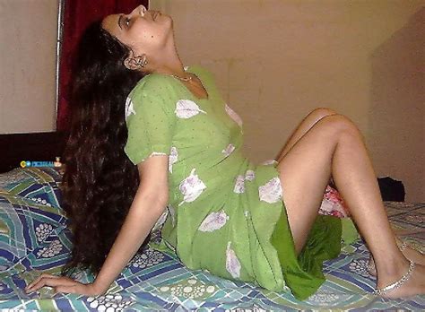Desi Village Old Bhabhi Porn Pictures XXX Photos Sex Images PICTOA