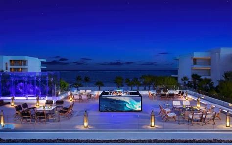 Cancun Party Resorts - travelfourseason.com