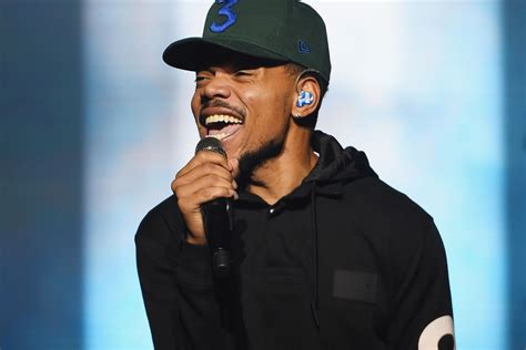 Watch Chance the Rapper Perform "Finish Line" on 'SNL' | Hypebeast