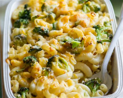 Macaroni cheese with Broccoli - Whatsupmum