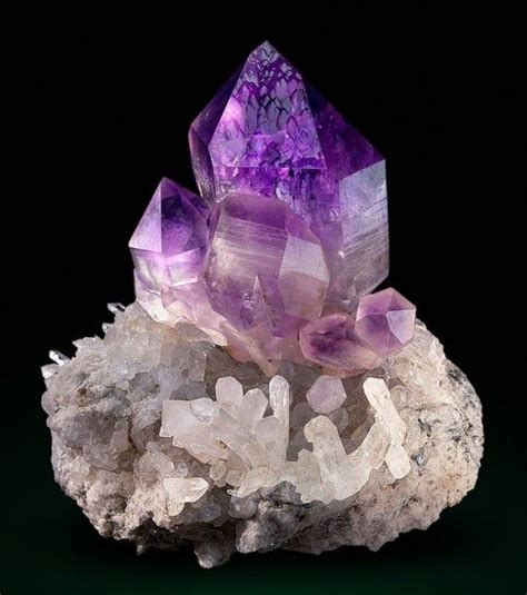 Minerals, Crystals & Fossils | Crystals, Minerals and gemstones, Rocks ...