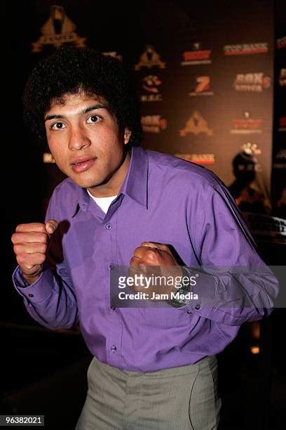 114 Salvador Sanchez Boxing Stock Photos, High-Res Pictures, and Images ...