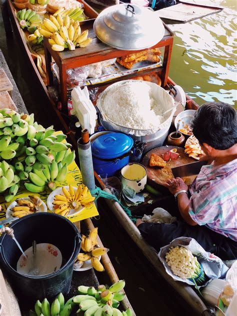 Finding Floating Markets in Thailand - New Fruit, Fruit And Veg ...