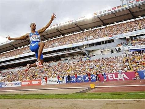 Salto In Lungo Atletica Leggera Salto In Lungo Wikipedia La