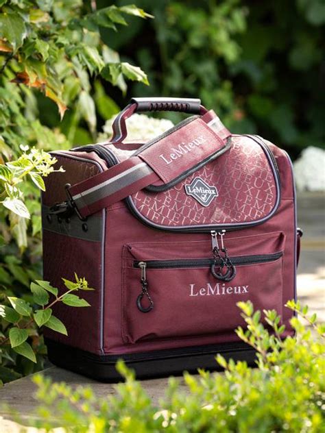 LeMieux Elite Pro Grooming Bag Burgundy Annaghmore Saddlery