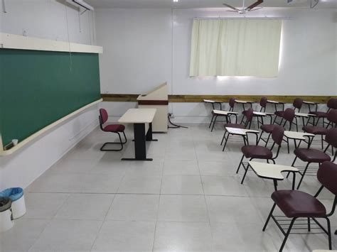 Foto De Sala De Aula Fake Librain