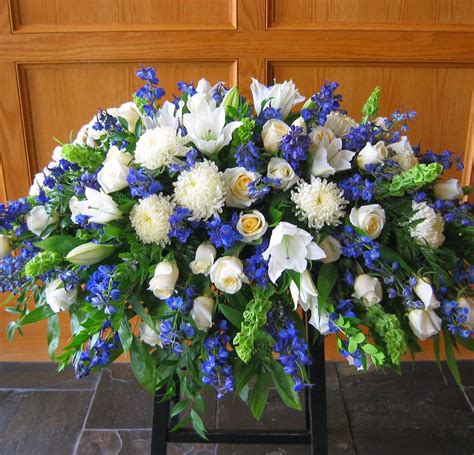 "Strength and Love" Full size casket | Flora Funeral (Flowers Are Happy)