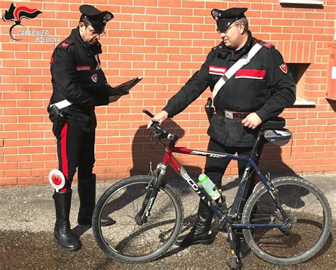 Bologna Ruba Una Bici Da Mila Euro Arrestato Un Enne