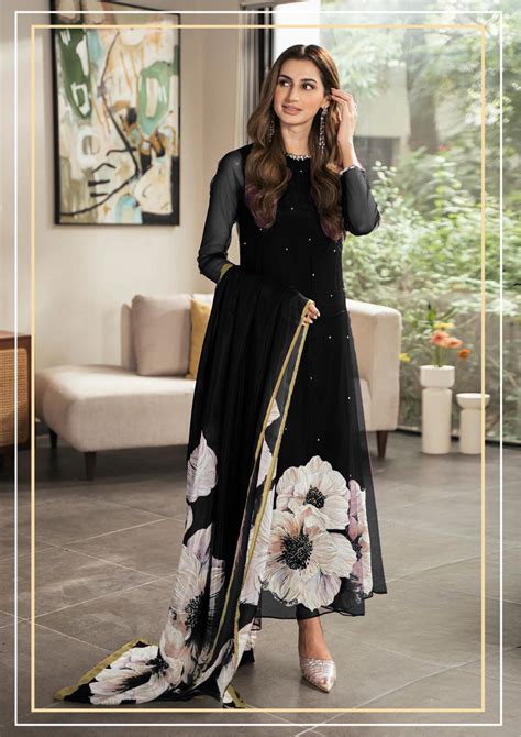 Lulusar Black White Flower Digital Silk Embroidery Dress Emarlad Wear