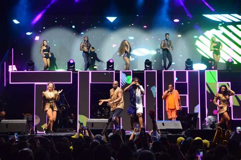 Fotos Veja Imagens Do Show Em Comemora O Aos Anos Do O Tchan Em