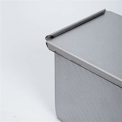 Bakest Small Square Corrugated Aluminum Alloy Toast Bread Box Loaf Pan