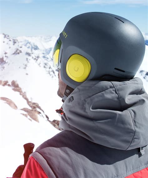 Unit 1s Soundshield Combines Headphones And Helmet For Extreme Sports