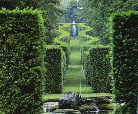 Garden Of Rousham House By William Kent 1737 British Garden