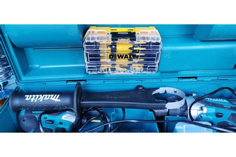 Набор бит и насадок FLEXTORQ 31 предмет DEWALT DT70737T-QZ - выгодная ...