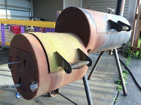 Before And After Shots Of The Brinkmann Offset Smoker Someone Decided