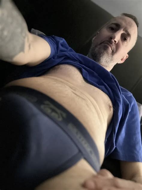 Chilling Nude Pics Xhamster