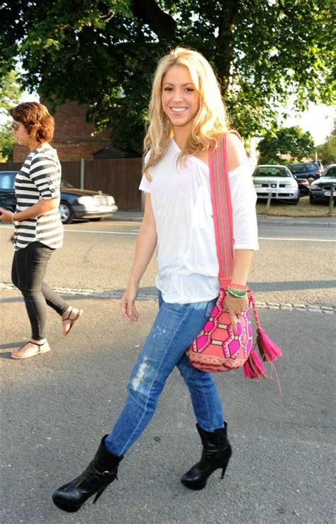 Shakira Street Style Shakira Outfits Shakira Style Outfits 2014 Fall