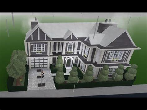 20+ Bloxburg Exterior Ideas - PIMPHOMEE