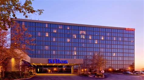 Park Sleep Fly Packages at Hilton Hotels Kansas City Airport