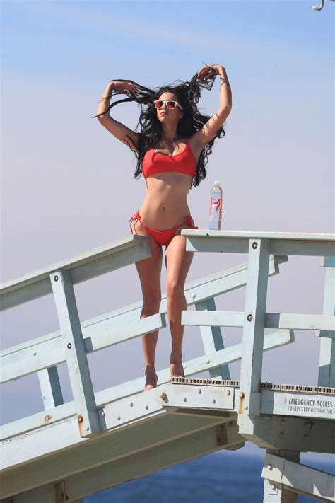 Tania Marie In Bikini For Water Photoshoot In Venice Beach Hawtcelebs
