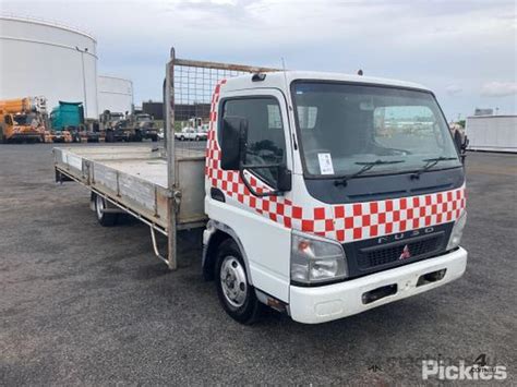 Buy Used Mitsubishi Fuso Canter Mini Loader In Listed On Machines U