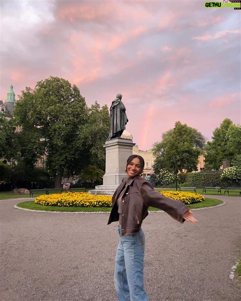 Actress Greta Onieogou HD Instagram Photos and Wallpapers September