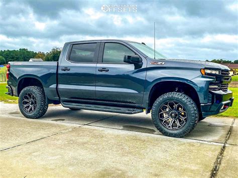 2020 Chevrolet Silverado 1500 With 20x9 1 Fuel Siege And 29560r20 Nitto Ridge Grappler And