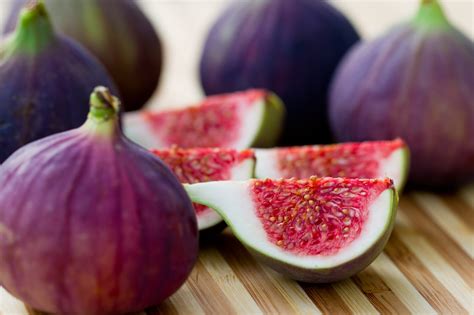 Fresh Figs: Health Benefits and Recipe - Farmers' Almanac