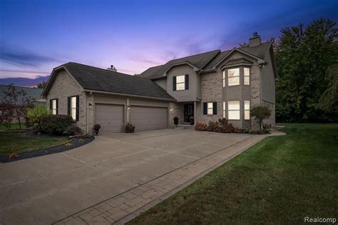 20778 Prairie Creek Blvd, Brownstown Township, MI 48183 | Trulia