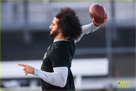 Colin Kaepernick Bares Buff Biceps During NFL Workout In Atlanta Photo