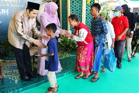 Gelar Open House Di Hari Kedua Idul Fitri Gubernur Khofifah Sambut